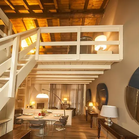 Nest On The 마로네