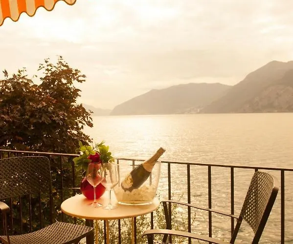 Nest On The Lake Apartment Marone