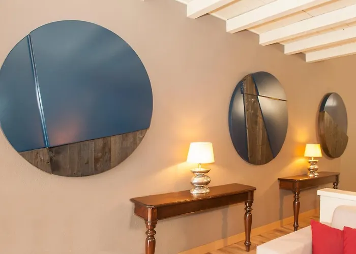 Nest On The Lake Apartment Marone