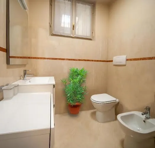 Nest On The Lake Apartment Marone